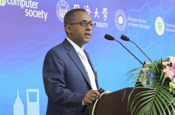 会议程序委员会主席 美国乔治敦大学Habtom Ressom教授介绍会议审稿情况